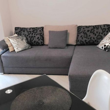 Apartament Zalesie Z Tarasem Lubiń Dış mekan fotoğraf