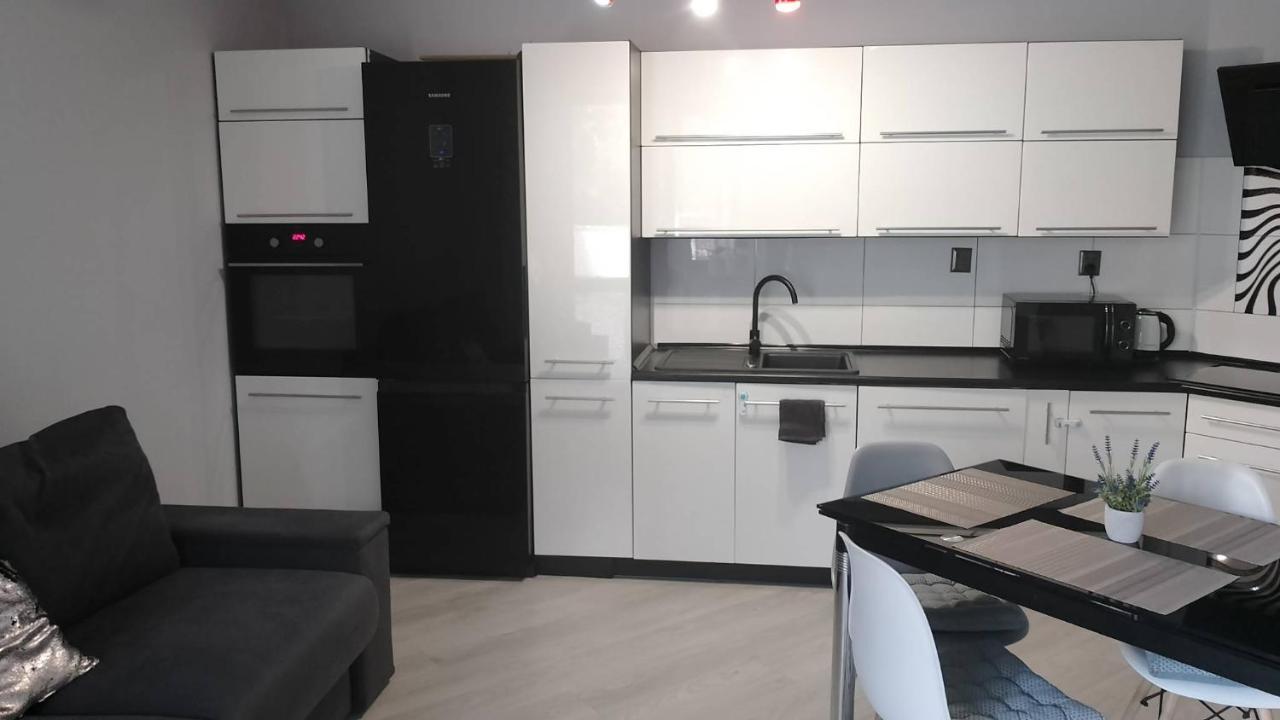 Apartament Zalesie Z Tarasem Lubiń Dış mekan fotoğraf